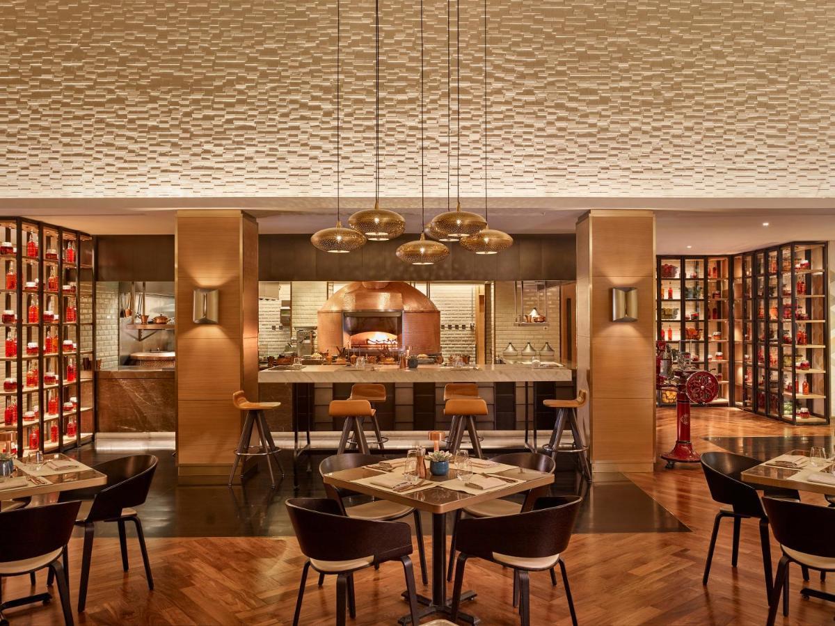 ホテル ハイアット リージェンシー アル カウト モール クウェート エクステリア 写真 The restaurant
